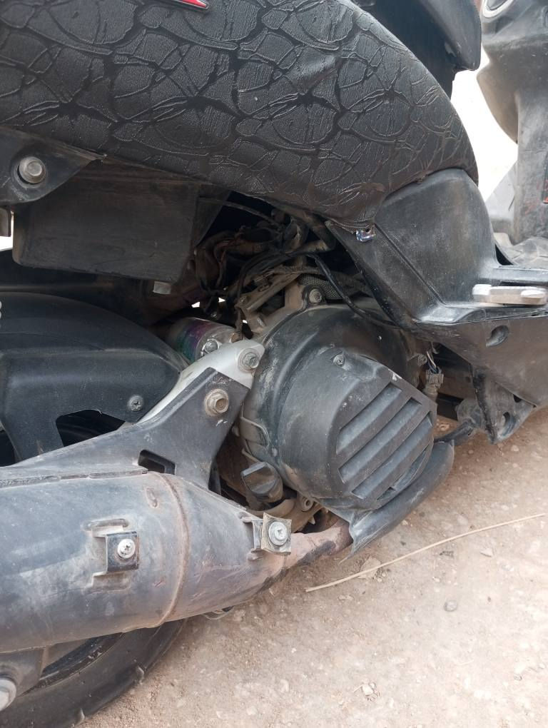 لبيع دراجه جي تي ار ومكفوله من كل نواحي مناقصها شي وشراي يتصل سكم محم ديه ***********متواجت وسئاب بغداد, العراق
