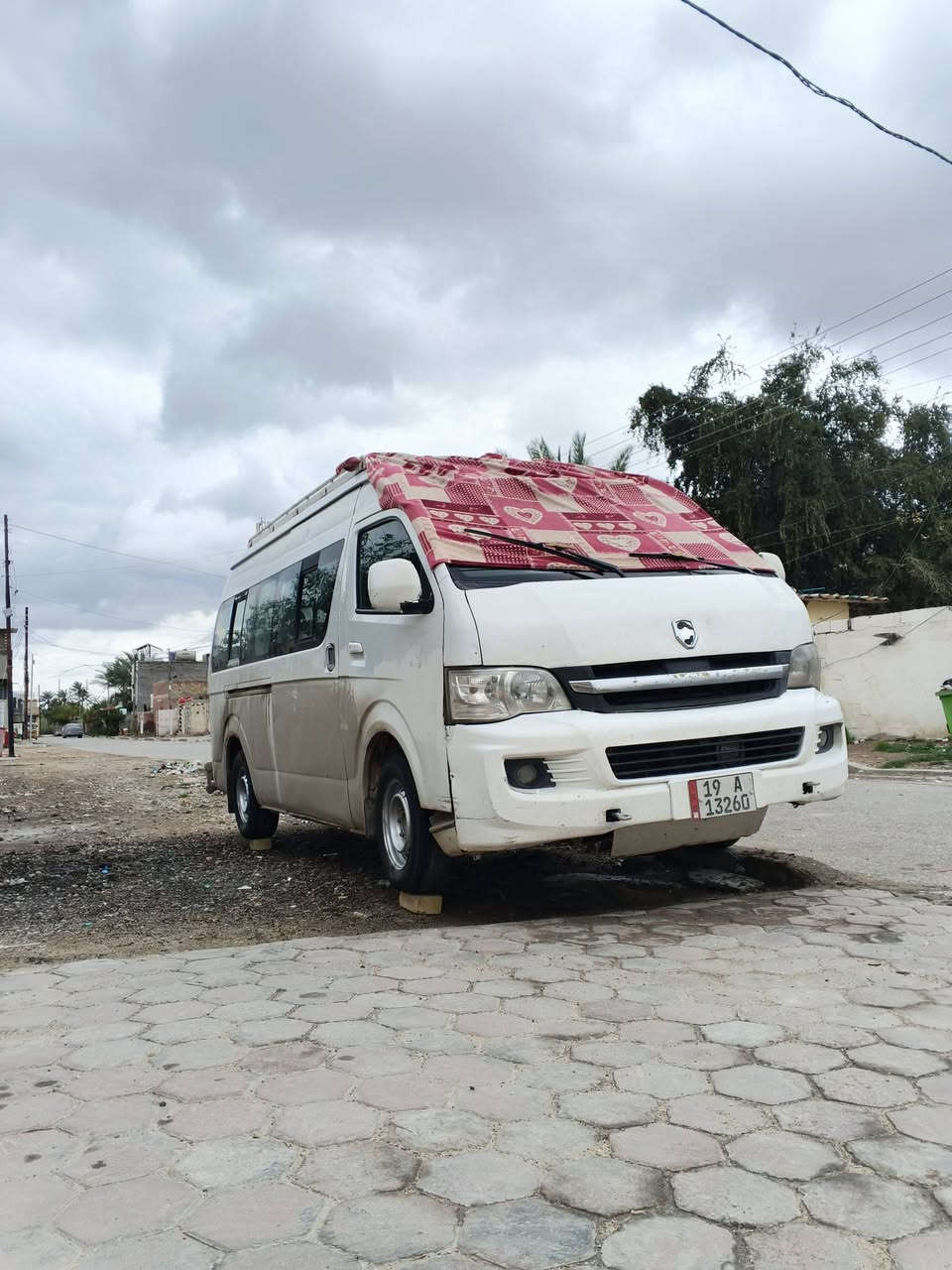 السلام عليكم جنبي 14 كفاله عامه من عده جنطه بيه طخه خفيف ومرجعينه  بلادي  بسمي تحويل ثاني يوم 
سياره تخم تاير صدر امامي خلفي هايسه
ورك الوره كله مال هايسه 
سياره خير من الله مال جناي لايت زنون منضومه اصليه 
شاشه بيه اصليه ستتم سماعات
تبريد ثلج محور بنكات مال تبريد سياره ماذب عليه ربع 
مكينه كير مكفولات اكسل مال اسعاف السعر 125 وبيه مجال 
المو شراي لا يراسني ولا يتعبني مثل مانته غالي حلال العالم هم غالي❤️‍🔥💗*********** وتساب ///***********
