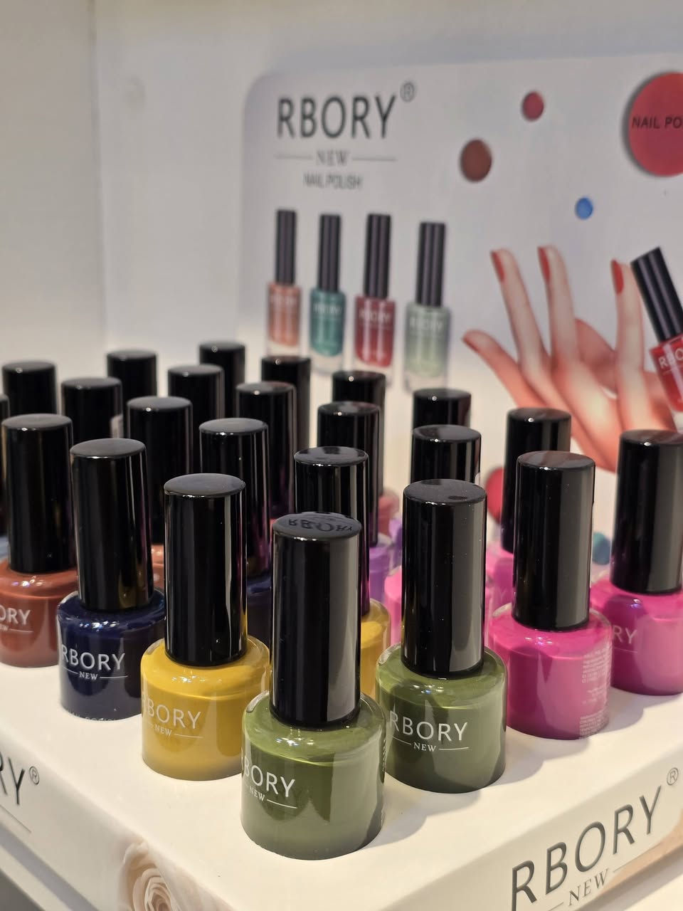 صبغ اظافر ماركة RBORY 💅
الالوان المرغوبة والترند كلها تلكوها هنا 😍
السعر : الف 
متوفر في 
Shine On 🔮 حيثُ للتألقِ عنوان 

 🌸 بوتيك شاين اون للاكسسوارات والعطور النسائية والرجالية 

اكسسوارات "نسائية ، رجالية " _ عطور _ ميك اب  _ حقائب - هدايا
المتجر مفتوح على مدار ٢٤ ساعة 

خدمة حجز الطلبات متوفرة طول اليوم وعلى مدار 24 ساعة

يتوفر خدمة تغليف الهدايا واختيار الهدية حسب الطلب ❤🌹🌺 

💥للحجز والاستفسار مراسلة الصفحة 📥
او الاتصال واتس اب
***********
—————————————-
💥توصيل لكافة انحاء العراق 🏎
داخل خانقين 2000 دينار
داخل ديالى 3000 دينار 
المحافظات 5000 دينار
Khanaqin , Diyala , Iraq 📍
.
.
.
.
#اكسبلور #reels #محل #خانقين #shine_on  حيثُ_للتألقِ_عنوان بوتيك_شاين_اون  مستلزمات_نسائية كوزمتك عطور ملابس اكسسوارات حقائب ترند العراق خانقين بوتيك هدايا
