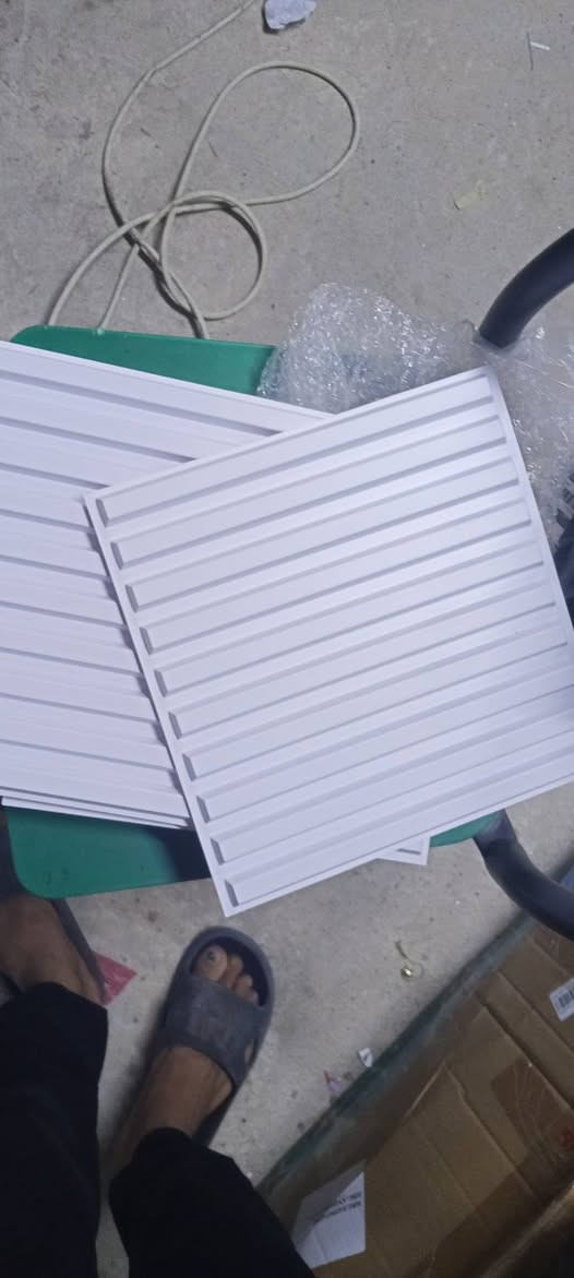 اخوان شوفولي هاي قطع 3d wall panel 
ل غرف الجيمنج 30قطعه سعر القطعه 1.750 
متوفر توصيل لجميع المحافظات 
***********
