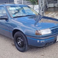 أوبل فيكترا • ١٩٨٩ • حجم ١٫٦