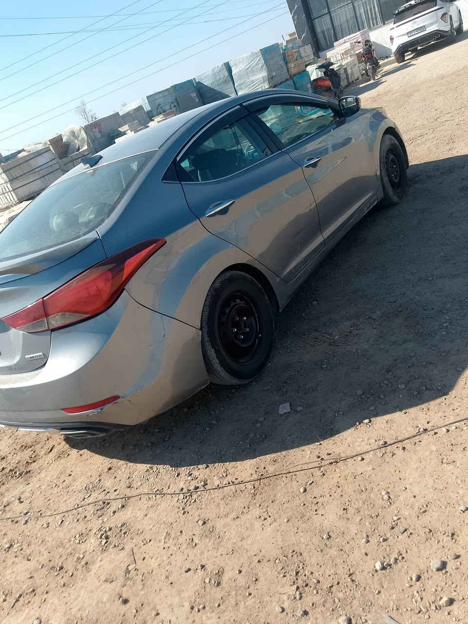 سياره انترا للبيع 2015 سعر 103 تفاصيل عله هاذ رقم ***********
