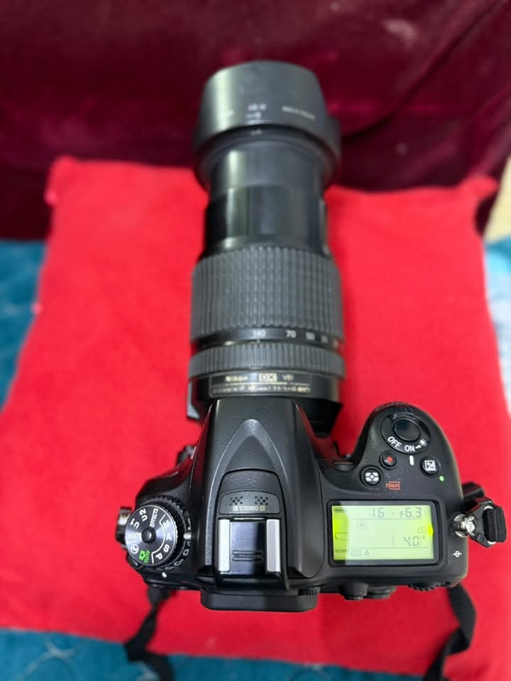 مرحبا نيكون D7100
عدسه 18/140
معا رام 32
شاحن 
بطاريه 
وحزام نيكون 
سعر 380
عنواني بغداد العامريه 
***********  متواجد وتساب
