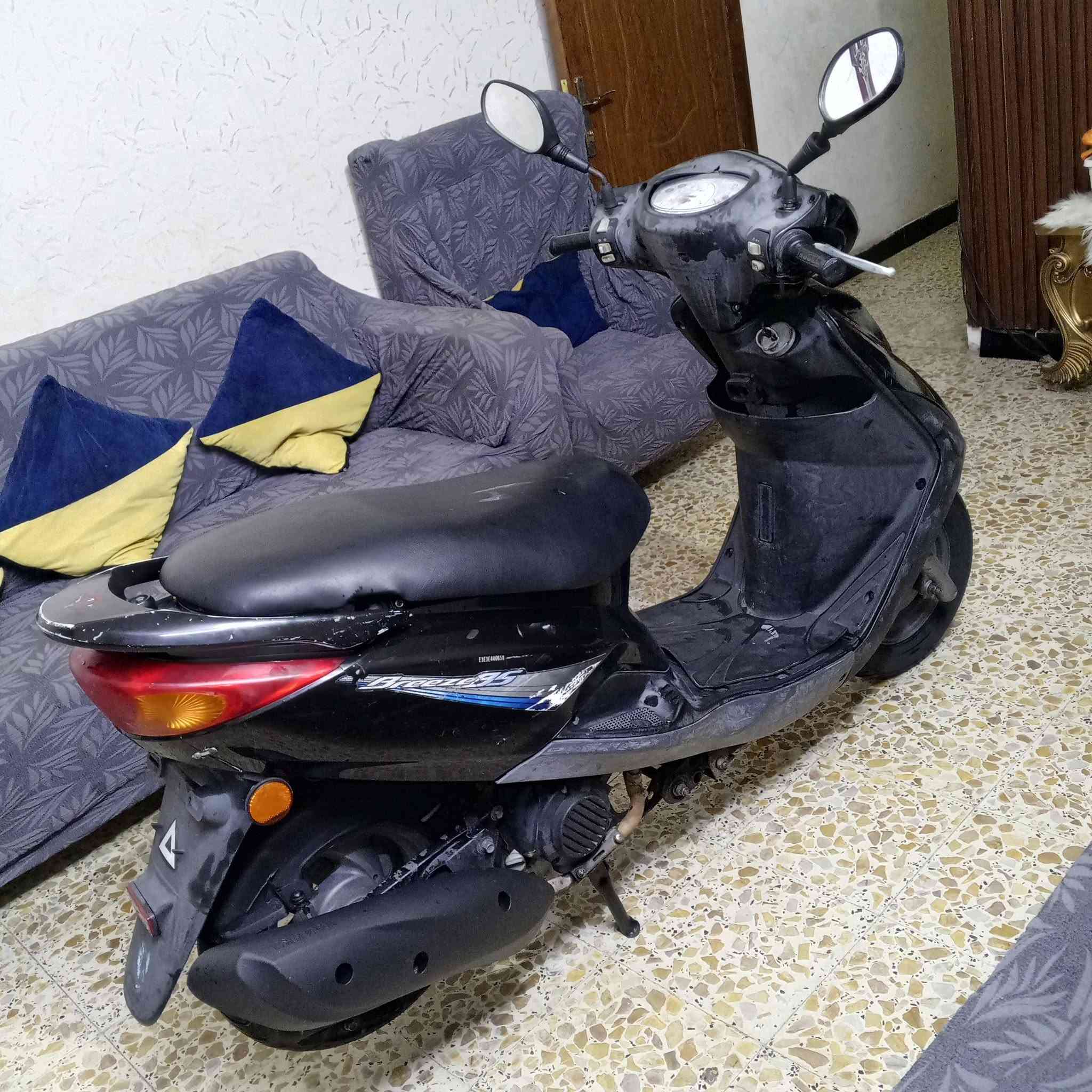ببغاء نوزل كله بلاديه ختم واحد اي نقص مابيها درجه نضيفه وكله شغاله سرعته 140 لسعر 650 بغداد المشتل***********
