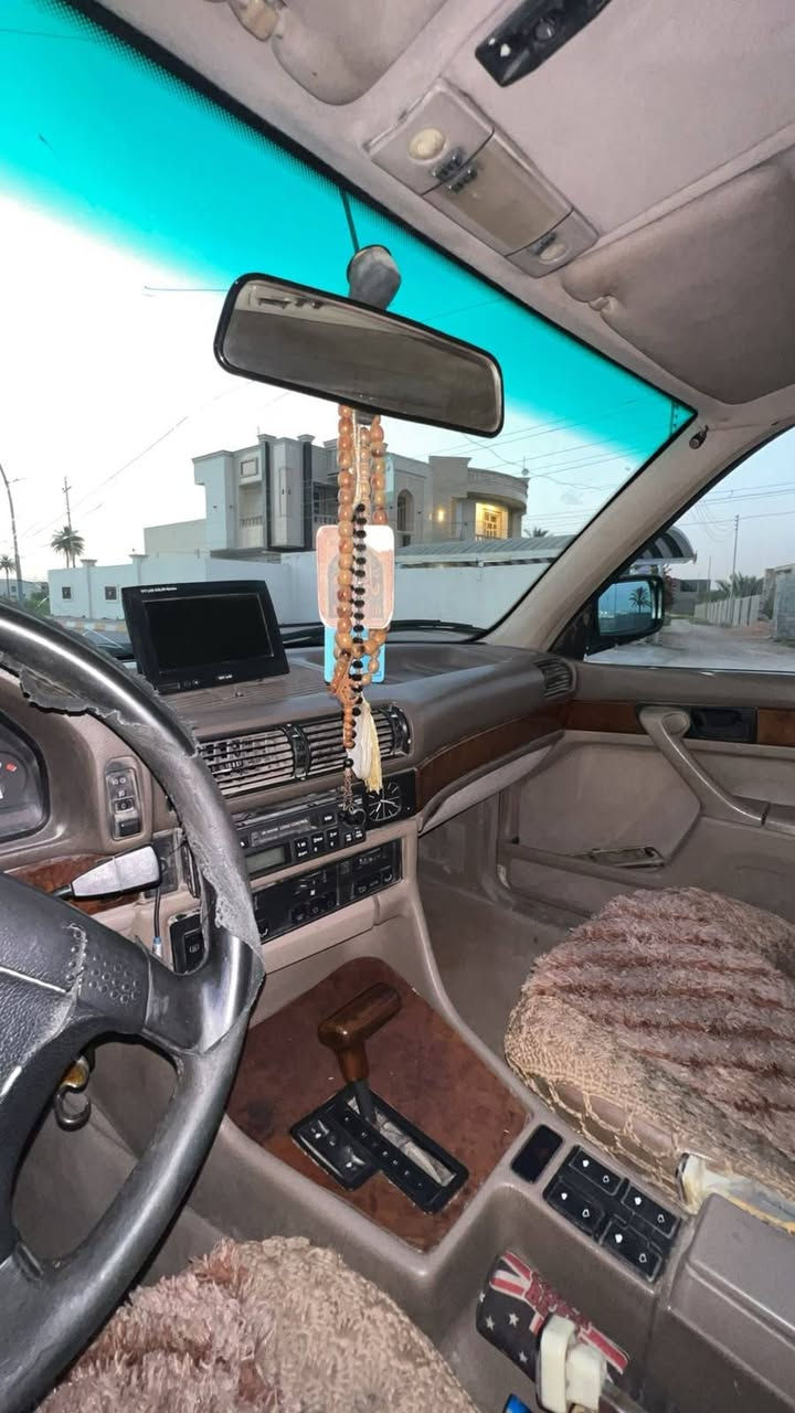 #مكلف_بالنشر
🚗 للبيع | BMW لون زيتوني | رقم الأنبار موديل ١٩٩٢

سيارة بحالة جيدة، استخدام شخصي، جاهزة للاستخدام مباشرة.

المواصفات:

✅ اللون: زيتوني

✅ رقم: الأنبار

✅ تبريد ممتاز

✅ محرك وجير بحالة جيدة

✅ السيارة نظيفة وجاهزة للمعاينة

💰 السعر: 5,500 دولار (55 ورقة)

📍 الموقع: الأنبار / الرمادي

📞 للاستفسار: ***********

 والله يبارك للبائع والمشتري.
