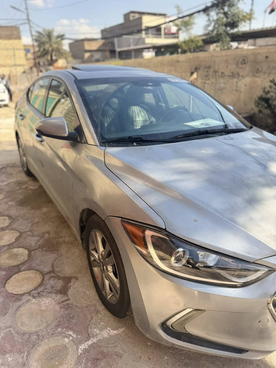 السلام عليكم 
النترا موديل 2017 وارد أمريكي فول مواصفات محرك 2000 دوش حادث امريكا جاملغ وبنيد بدون دواخل جاملغ مبدل وهنا بل عراق البيبان كلير اثر جراد ابيع حزام صور الحادث والسونار بل منشور 
رقم بغداد إنكليزي بأسمي سنويه جديده 
كير محرك صدر نضيف تخم تاير
السعر 108بيها مجال بسيط 
مكان بغداد 
الشراي يتصل على رقم 
***********
