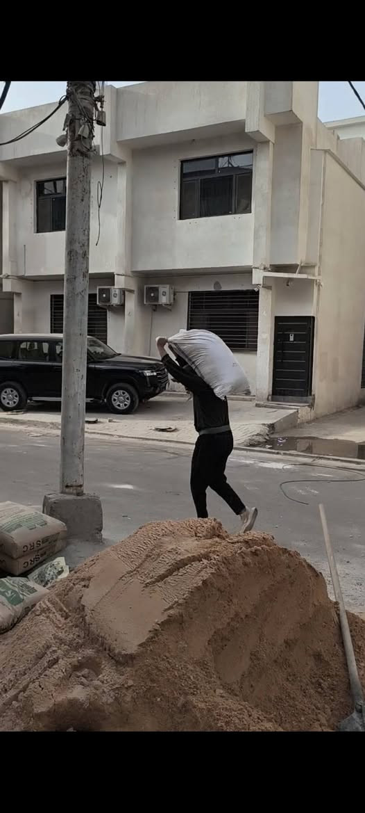 سلام عليكم كادر تصعيد على ظهر كافة مواد البناء مكاني بغداد ***********
