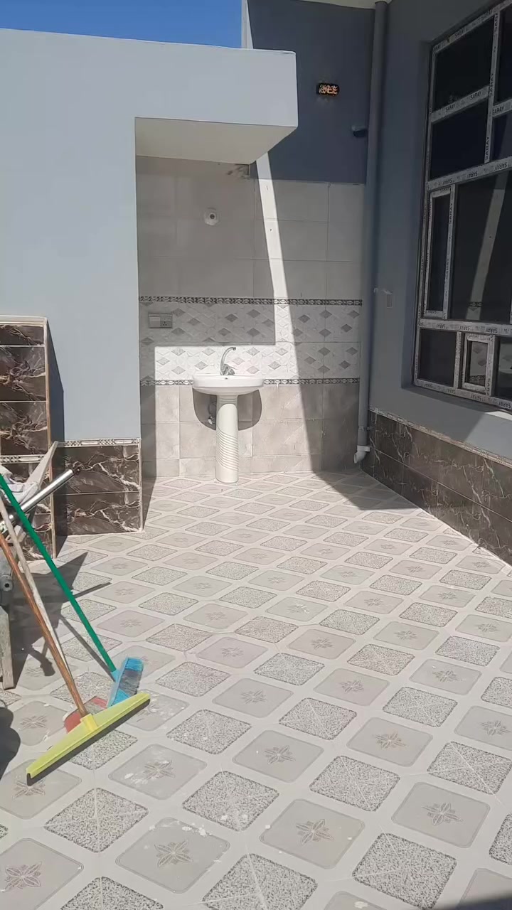 ♦️السعر ١٢٥ مليون♦️
على بركة الله ... إعلان رقم(١٥٩٣).
#دار_للبيع
المساحة= ١٥٠ متر(٧.٥×٢٠).
جنس العقار/ طابو زراعي سند(٢٥).
يتكون من طابقين...
الطابق الاول / غرفتين نوم+صالة+استقبال+مطبخ+صحيات+كراج.
الطابق الثاني/ غرف نوم عدد(٣)+صالة+صالة+صحيات.
الموقع// بعقوبة/بهرز/نهاية حي القادسية/ بداية حي الشرطة.
للأستفسار الاتصال على الرقم
***********
