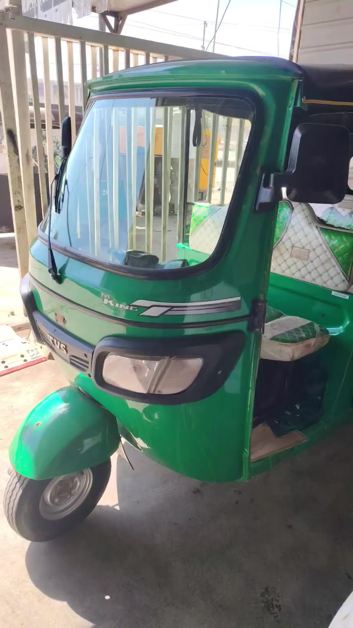 وصول وجببة تكاتك مستخدمه بمختلف الموديلات جدن نضيفه وستوتات ودراجات زيرووو بئسعار مناسبه جدن جدن عنواني حله  الحمزه الغربي اشراي يتصل عرقم او علوات ساب ***********
