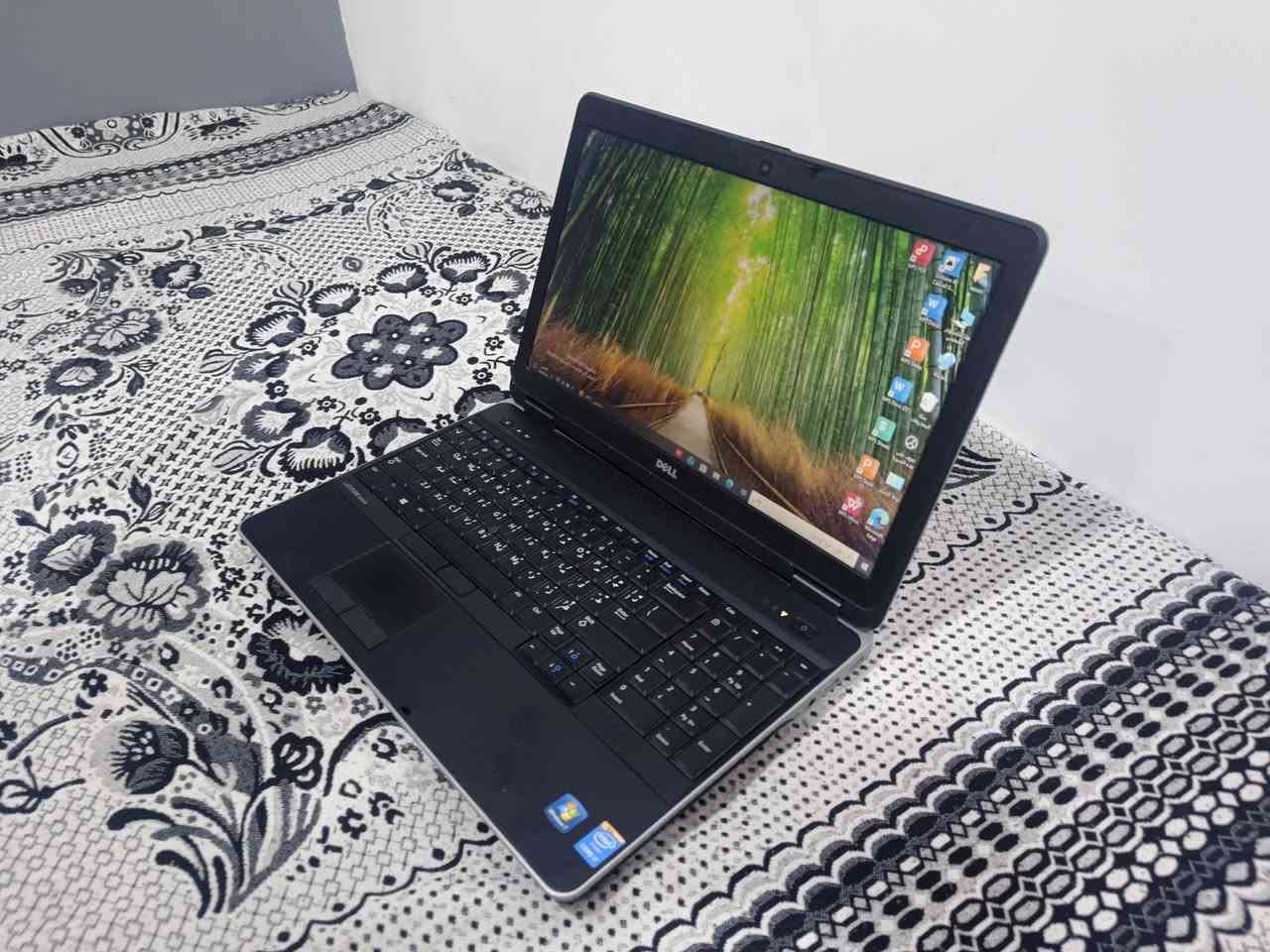 لابتوب ديل dell
الموصفات :
كارت شاشة خارجي (قابل للتطوير )
رام 8 مساحة 256 ssd
شاشة 15.6
معالج كوراي i7
السعر 165 الف 
يجي وية شاحنتة + ماوس rgb
المكان موصل الايسر
التواصل فقط واتساب  ***********
