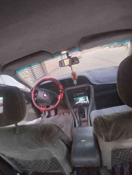 سيناتور كير اوتوماتيك المحرك ٢٥٠٠  رقم بغداد موديل ١٩٩٥ السعر مراسله على الخاص او ***********
