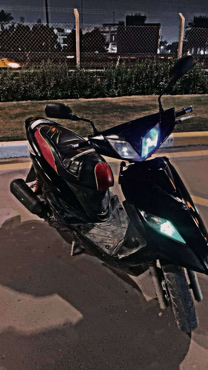 سلام عليكم دراجه ماكس ثعلب الدراجه خير من الله اي نقص ما بيهة الدراجه عله ايدي امبدل بيهة ولفات فقط 
السعر 750 
للتواصل واتساب: ***********
