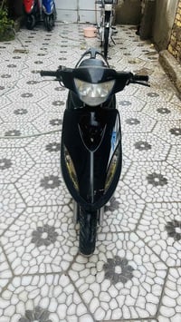 دراجه ماكس عدله للبيع صارله شهرين طالعه من الحاويه مكفوله من الطول لطو...