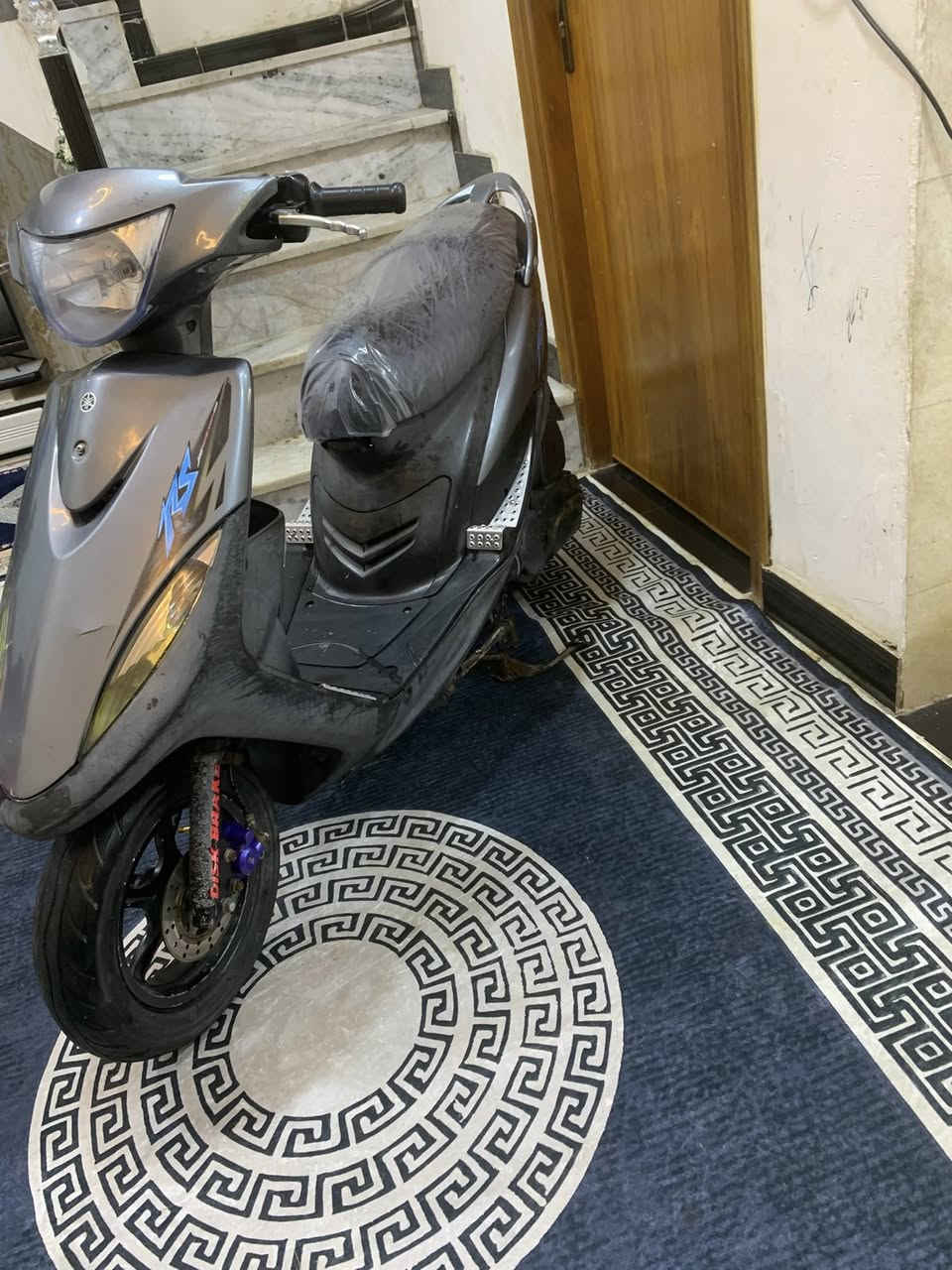 ماكس عدله مختمه كله مكينه بلاد49 شرط مامفتوحه ع لبلاد رنك نجمه الاصلي مكينه خرسه ونعومه سلف اصلي كابريته اصليه مكينه نشطه وبعد انضف من صوره اشاير كلوبات سكنات عدادات كله كله شغال ماكو اي نقص السعر 950 البصره التنومه الرقم***********
