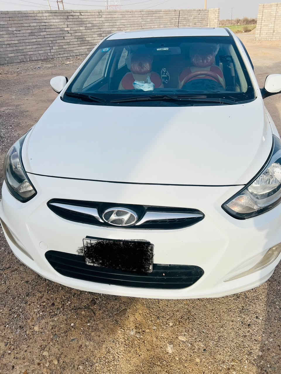 اكسنت للبيع فقط
اكسنت  خليجي موديل2012
فول 1/1
1-فتحه 
2-اشاير بل مري
3-اربعه دسك 
4- اربعه جام كهربائي
محرك(1600) تنفس طبيعي

_كير شرط
_محرك شرط 
_كهربائيات كلها بل شرط
_تبريد ثلج 
_تايرات 4️⃣ جدد
بيها شبر بارد بصف باب السايق بالباب
مكان السياره البوطعمة
الاتصال ***********
