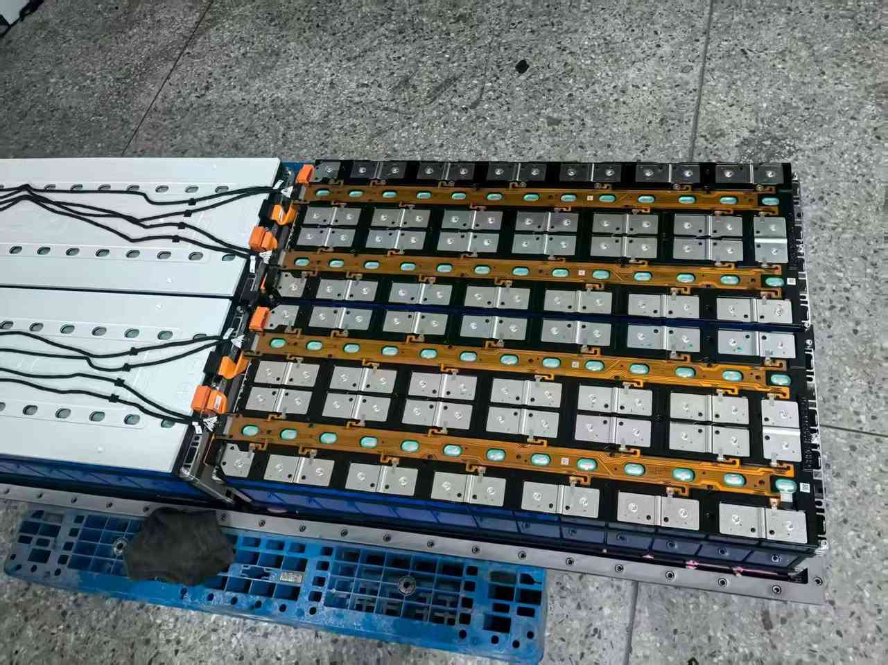 CATL3.2-314an Nếu cần thì add my wechat


**إذا كنت صاحب هذا الإعلان وتريد حذفه لأي سبب، رجاءا أرسل رسالة إلى الدعم الفني**