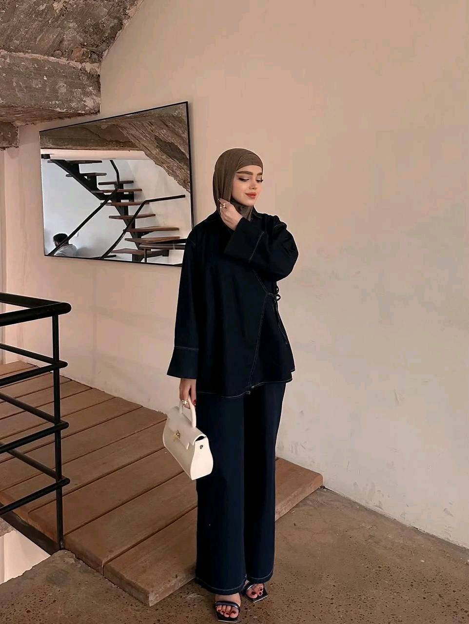 طقم قطعتين جينز كابوي
القياسات- 38 40 _42-44-46-48