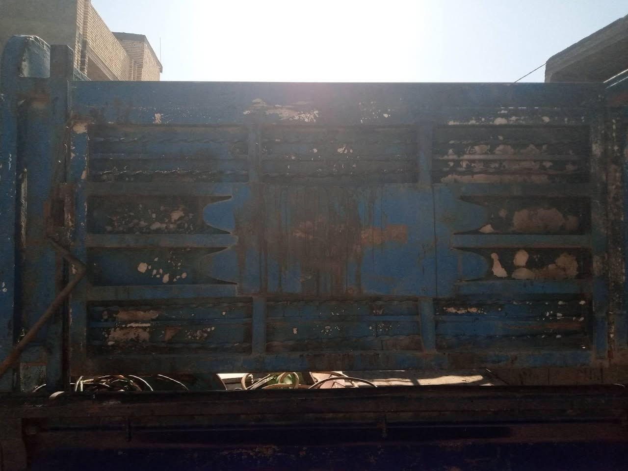 سلام عليكم. محجر كيه بنكو فحل البيع .سعر 230وبيه مجال .مكاني بغداد. ***********
