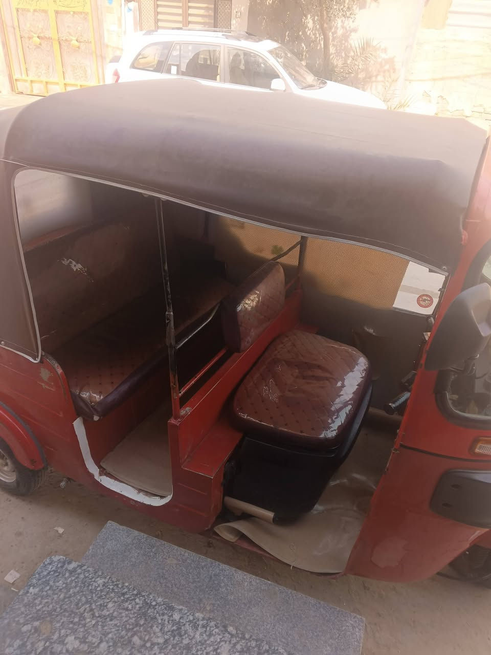 سلام عليكم تكتك مديل 18شهر 11لامحجون وصبغ كشر كغاله شراي خابر وسهله ***********
