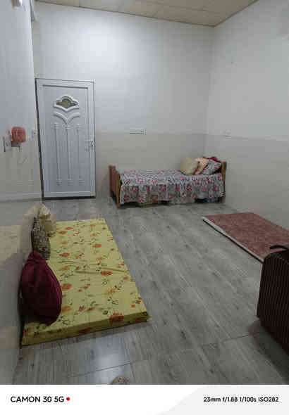 ‏‏🏠 فرصه بيت للبيع – كاطون رازي
رقم الهاتف ***********‬‏
‏📍 بداية شارع السرية – قرب الشارع العام ومرطبات بلور (الفرع الثاني)
‏📏 100م طابو صرف – طابقين
‏✅ الطابق الأول مكتمل
‏✅ الطابق الثاني هيكل مسكف (غير مكتمل – تكمله حسب ذوقك)
‏✔️والواجهية غير ملبوخة (تسويها حسب ذوقك ) 
‏متواجد واتس اب وماسنجر 
‏💡 موقع مميز وقريب من كل الخدمات وسائل نقل ومدارس واسواق الى اخره  – فرصة للسكن كلش حلوه
‏
