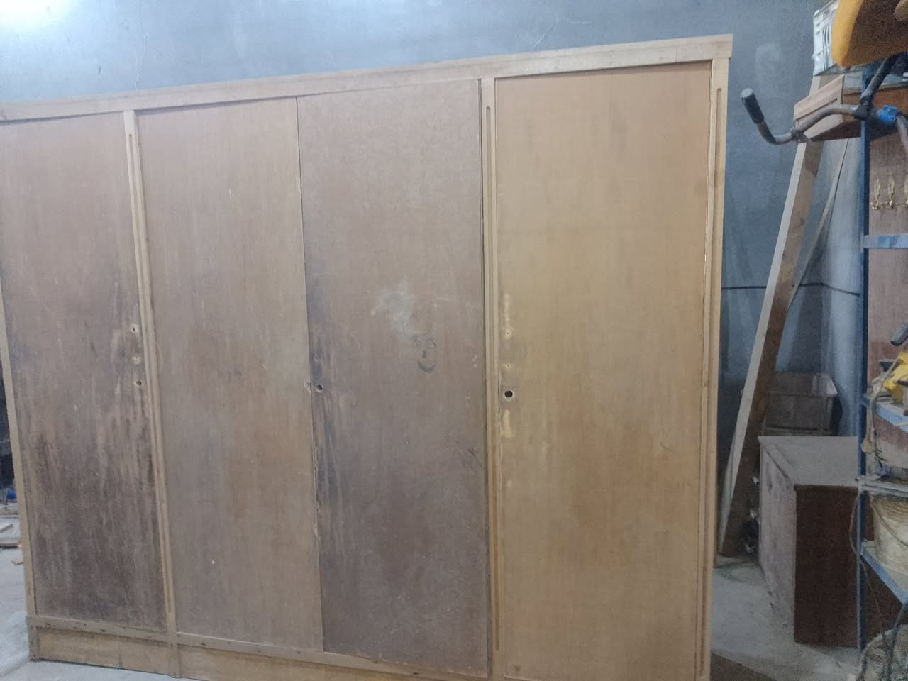 كنتور أربع ابواب مستعمل نظيف جدا شغلي ما مصبوغ اصلا سعر ٢٥٠ كامل شامل الصبغ والنصب عدا النقل


**إذا كنت صاحب هذا الإعلان وتريد حذفه لأي سبب، رجاءا أرسل رسالة إلى الدعم الفني**