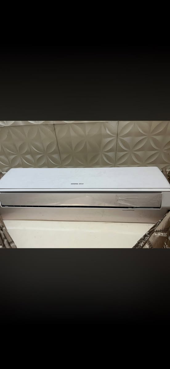 سبلت جنرال الأصلي للبيع
مستعمل 4 اشهور فقط على فحص كامل كله جديد جدا غاز 410 

سعر 400 وبي مجال بسيط

بغداد 

*********** واتساب
