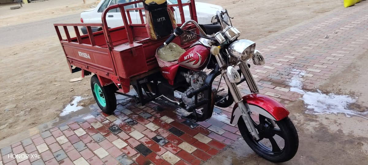 السلام عليكم ستوته لبيع الفين وعشره رقم اسود تخم تاير جديد ويل الكدام جديد وجه جديد مكينه خير من الله لاتنقيص ولاتبخيࢪ صاحبه مامتواصل وياه مكاني نجف ناحيت الحريه وهاذه رقمي   ***********وعله لاخاص مامتواجد
