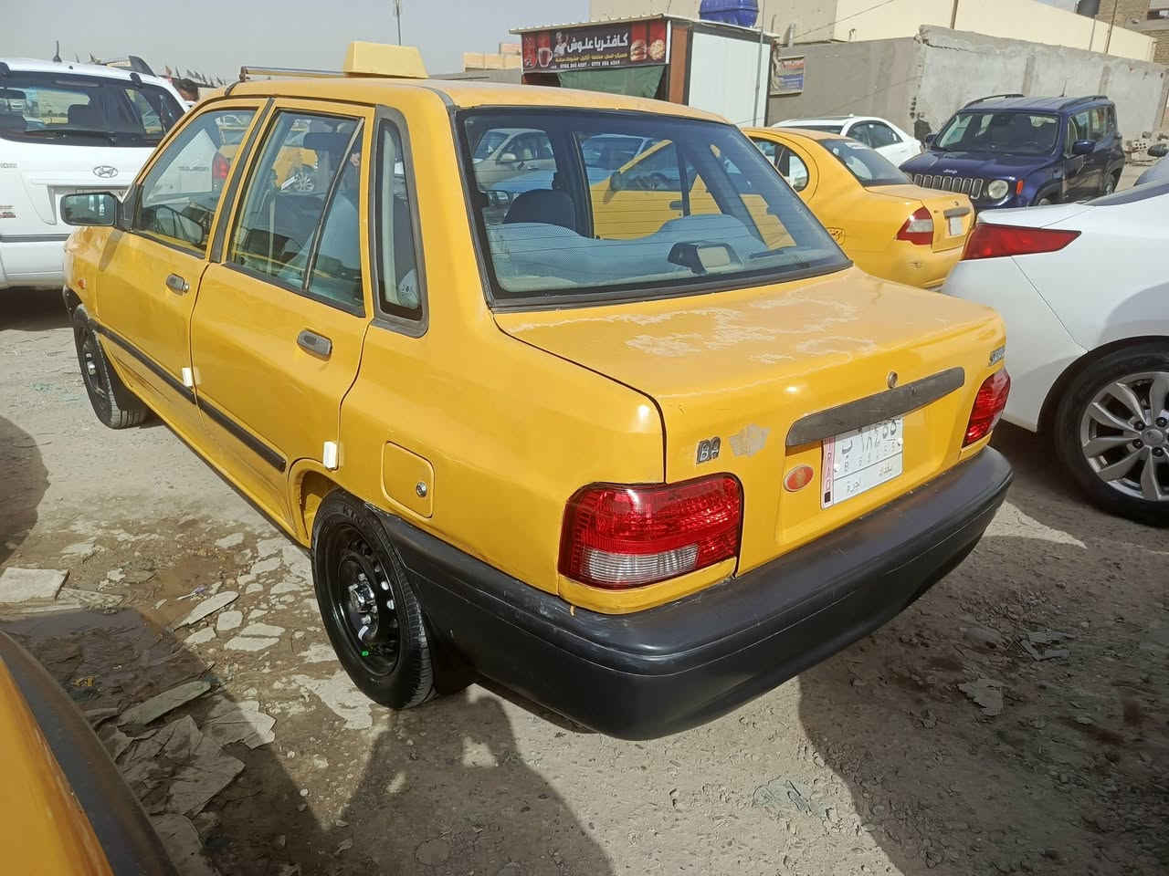 اسلام عليكم سايبه للبيع موديل 12 سياره جاهزه من كلشي من عده لاستيك ولف مال مكينه السياره مثل ما موضح بل فيديو سنويه 27 مصفره من كلشي المكان حله حي الشاوي قرب المقام السعر 26 وا بيه مجال شي قليل ***********
