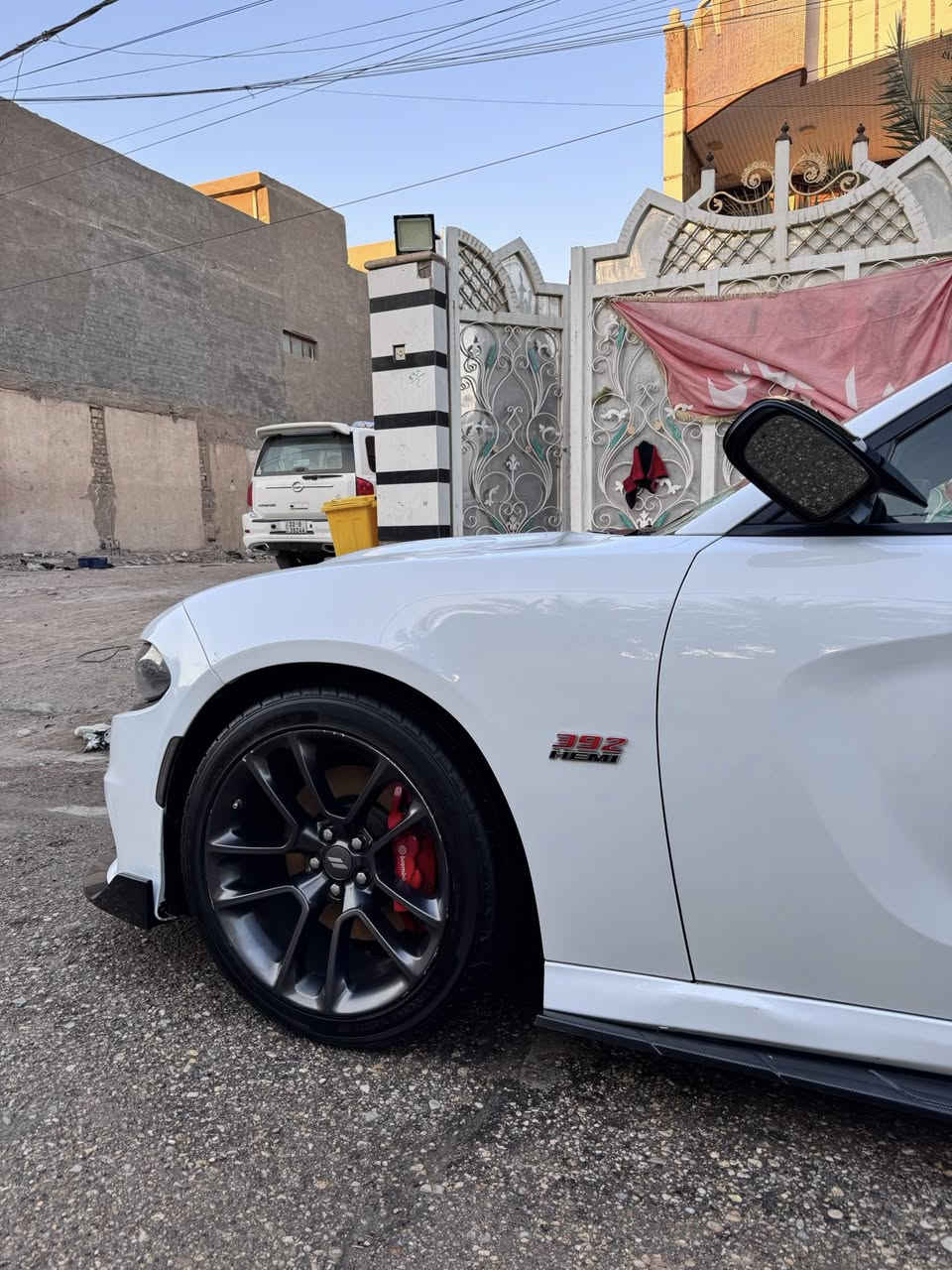 جارجر 2021 سكات باك 6.400 للبيع او المراوس حسب القناعة  ماشية 68km
سيارة ستوك للاخير ✅
فول مواصفات 
-فتحة
-رادارات جانبية حساسات خلفية 
-دشبول وبيبان جلد خياط 
فولو فول مواصفات لسكات لمعروفة 
-مصروف عليها السيارة 
-كماليات كاملة لحية دوس دفيوزر سكوبات مراية سبايدر 
كلشي بالك بيها 
-دواخل سستم كاربون فايبر 
-دركة كاربون فايبر الياف حقيقي 
-بلكات ngk ريسنك 

-حادث السياره : دعامية ونص البنيد مصبوغ بس 
معروضة : 275 وبيها مجال بسيط  ✅اليشوفها غالية جوة نعالة لان السياره حيل نضيفة وجديدة لجناي تفيدة✅


**إذا كنت صاحب هذا الإعلان وتريد حذفه لأي سبب، رجاءا أرسل رسالة إلى الدعم الفني**