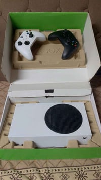 شباب جهاز اكس بوكس جهاز نضيف نضيف جهاز ويا اثنين جوستكات سعر جهاز350وب...