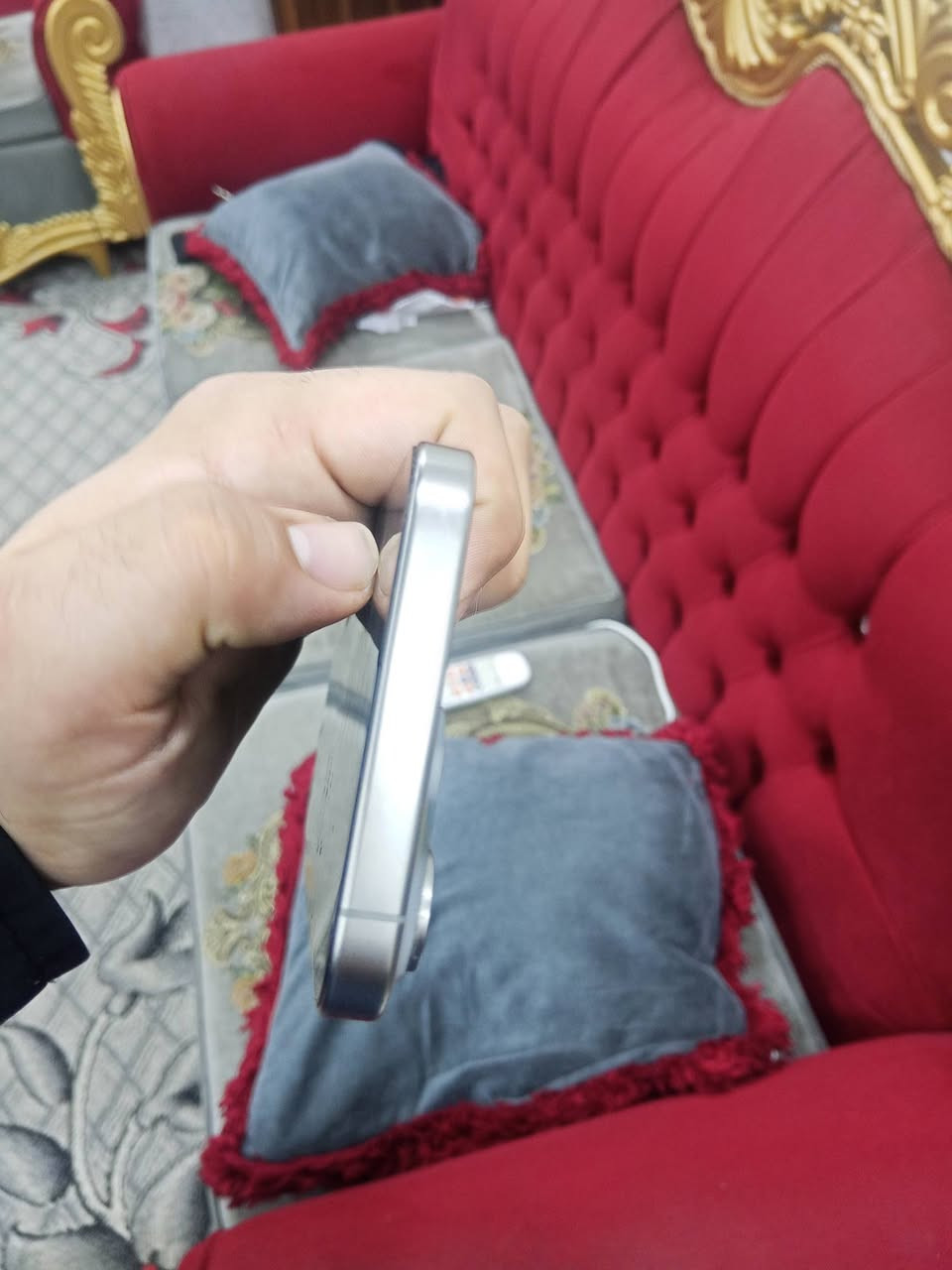 سلام عليكم من رخصت الاوادم تلفون ايفون 15 برو ماكس تلفون مبدل كامره والشاشه محتركه اريد مراوس بايشي بس ايفون مو غير نوعيه حتلو انطي فرق تلفون نضيف للتواصل هاذه رقمي واتساب فقط ***********
