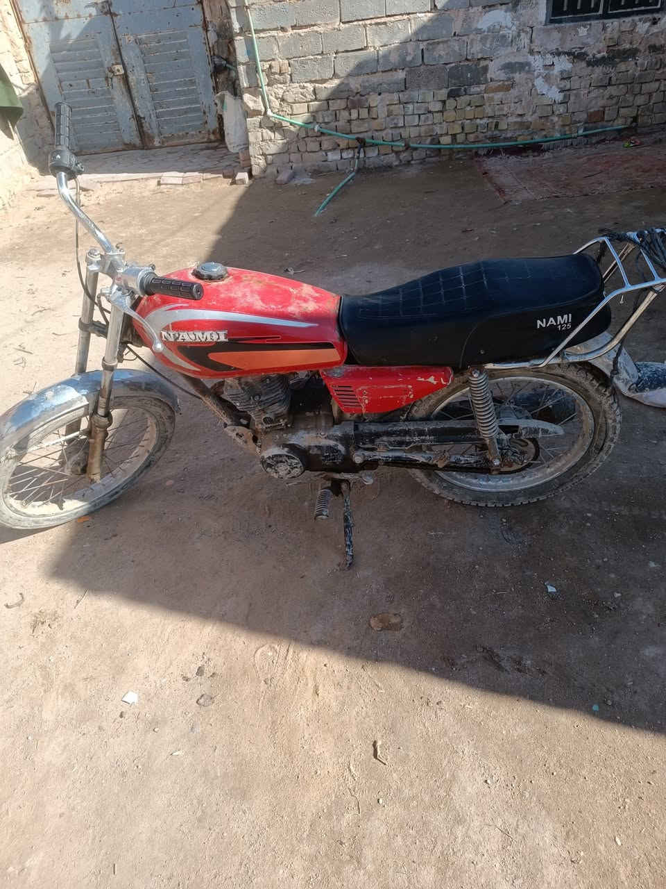 سلام عليكم دراجة للبيع كلك مكان نجف حولي قرب البحر السعر 150 الاتصال ***********

