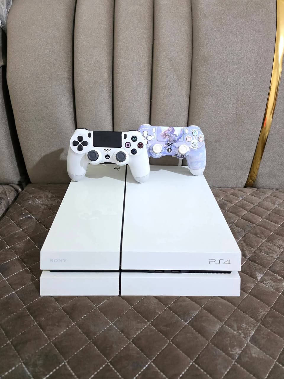 بلي فور مهكر فات نظام 9 ياباني مامفتوح شرط لوك ستيكر جهاز مساحة 500 حيل حيل نظيف يحتوي على 7العاب ويحتوي على 2 جوستك جهاز شرط الفحص والضمان السعر 250وبي مجال للطيبين 
رقم ***********
