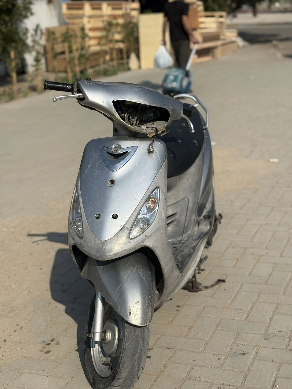 سلام عليكم دراجة ماكس منغولي للبيع نگرة سلف وهندر دراجة نضيفة ما مفتوحة ابد بوشة ٤٩ بلادية مابيه اي نقص ما عدا مازده الامامية مكاني بغداد البياع سعره 475 وبيه مجال بسيطط ***********
