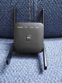 مقوي 5G • مقفل