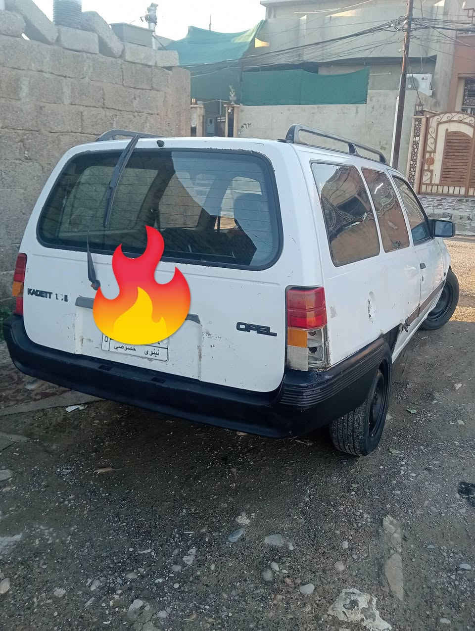 السلام عليكم من رخصت الادمن
للبيع سياره كاديت تك باب ستيشن 
مال جنايه فقط مال شغل السياره طخم تاير جديد 
دوشمه جديده الطخم مالها خير من الله المحرك نضيف الكير نضيف السنويه للثمانيه او عشين 20/28/9/11 الشرع بل موصل شرط تحويل السياره جاهزه رقم نينوئ الماني السعر 24 او بيها مجال بصيط  مكانها حي السماح الثنيه *********** بي وتساب
