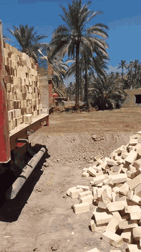 على بركه الله يتوفر نقل طابوق معامل الشوملي كافه عادي وجمهوري اتصل ودلل ***********
