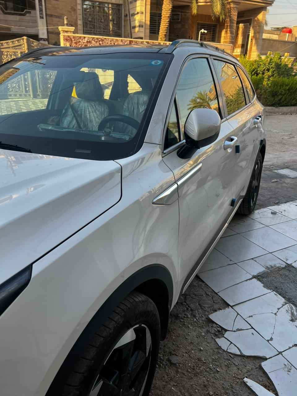 🚗سورنتو 2024    ضمان دوليه
مرقم بغداد رقم جديد انكليزي 
تحويل ثاني يوم مشروع وطني
سياره كفاله عامه عدا ضربه بلصندوق بلجانب الايمن مثل ماموضحه بلصورة  سبير ماا نازل تخم داير شركه سياره بعده جديده ع ضمان الشركه الدوليه ويل19
 ماشية 31 الف
          🔥 المواصفات 🔥
فول  

  بنراما
🚗أربعة أوضاع قيادة
🚗شحن لاسلكي
🚗بردات خلفية
🚗حساس مطر 
🚗مري اوتو دم
🚗بصمة وتشغيل عن بعد 
🚗كراسي كهرباء
🚗جنطة كهرباء
🚗هندبريك بصمة
🚗درايف مود 
🚗اوتو هولد 
🚗مساعد انحدار 
🚗مانع انزلاق 
🚗كير ماوس
🚗مثبت سرعه 
🚗سته سلندر محرك ٣٥٠٠
🚗7 راكب
🚗3 قطع تبريد
🚗انارة محيطة ليزرية متغيرة 
🚗لايت عالي ناصي زنون 
🚗لد ليزري نهاري 
🚗بك لايت ليزري 
🚗حساسات امامي خلفي 
🚗حساسات أطار
🚗كامرة دوارة 
🚗شاشة تخدم نظام  
🚗رقم بغداد
🚗مكان السيارة بغداد حي البنوك
سعر 31 $ الف دولار
🚗شراي يتصل  ***********
*********** بغداد, العراق
