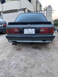 للبيع  E30  محرك 2.0 عدل كير جيتراك اكسل قفل  نشاطها كلش حلو رقم بغداد...