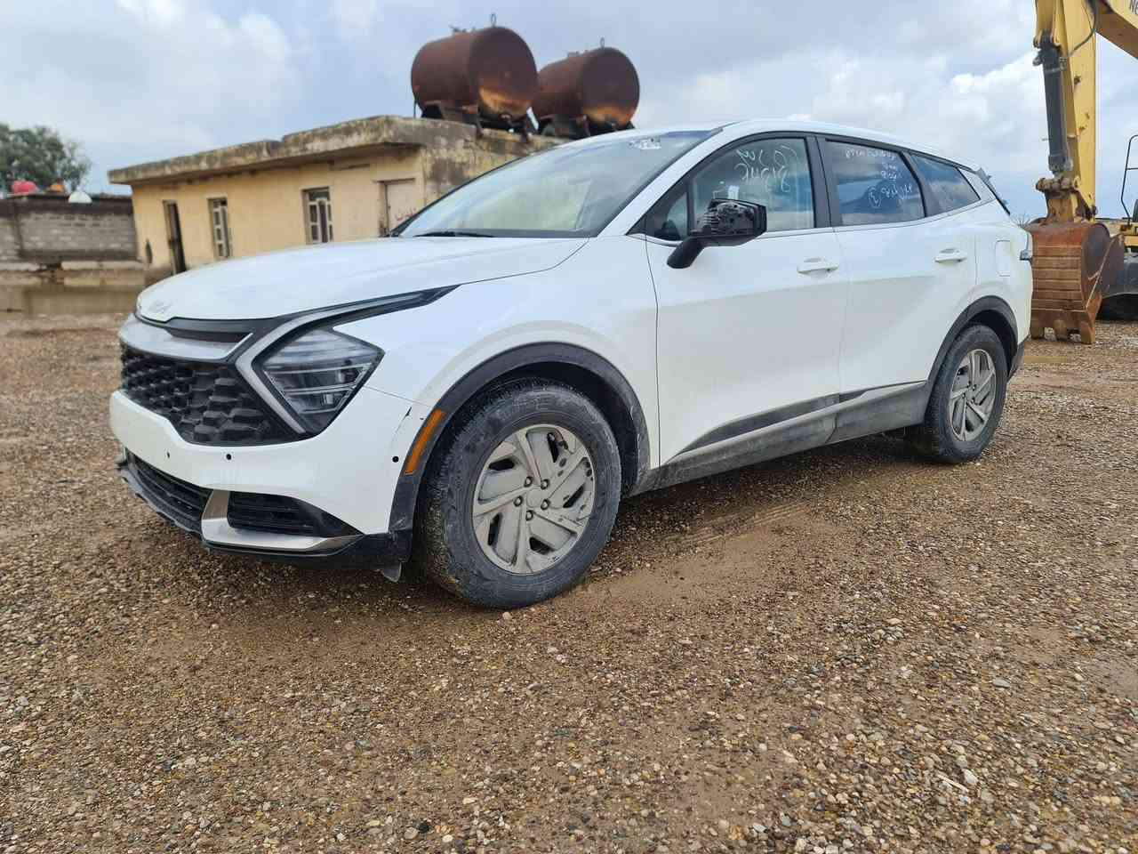 سبورتج موديل ٢٤ دخول جديد هايبرد الرقم بس رسوم 
بدون ارباك موجودة بغداد تباع على حادثهة ***********
