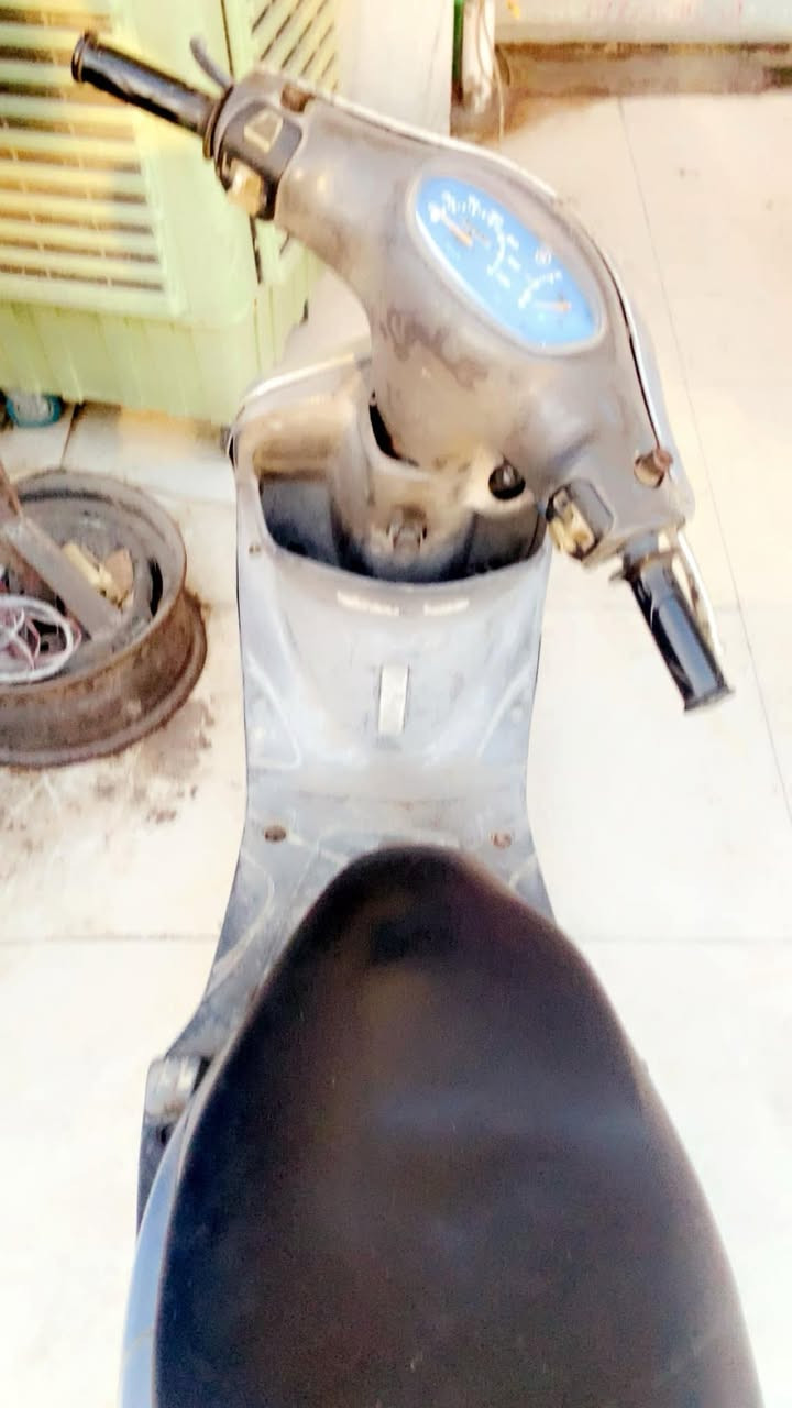 دراجه منغولي يرادلهه كتف اشاير   ولسلف باتري          300   بيهه مجال.           ***********
