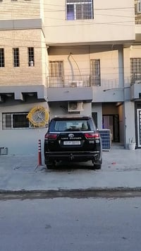 للايجار مكتب ارضي VIP في الكرادة خارج تقاطع المسبح عمارة هادئة ونظيفة ...