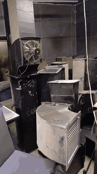 تكتاك يصلح كوفي ومطعم هاتف واتساب 07829957247