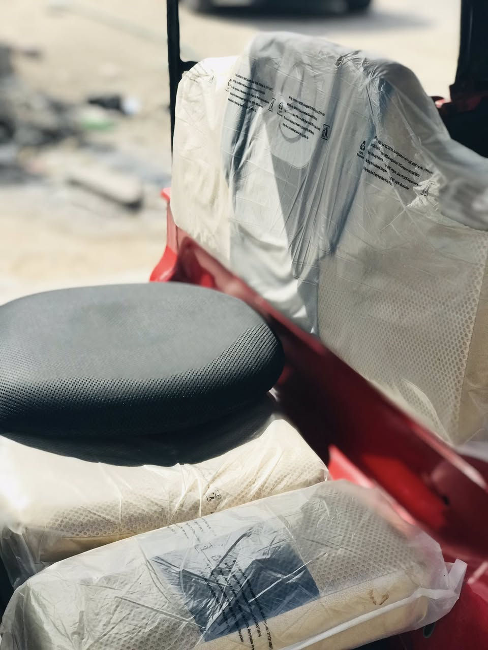 السلام عليكم تي في اس للبيع موديل 22 مكينه مجفته تجفيت شركه البدي بيه طخه بالغد بسيطه بس لا معجون ولا صبغ التكتك جاهزه كبل الشارع ومكينه حلوه رقم بصره عنوان بصره حيانيه ***********
