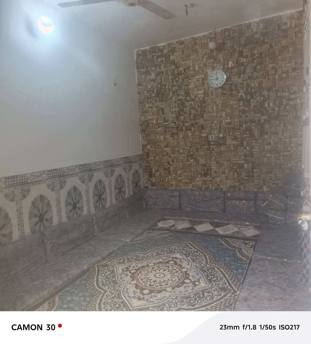 ١٠٠ متر
منطقه ٥٣ قريب ع شارع كربلاء
٧٦ مع مجال الشرعي
***********
