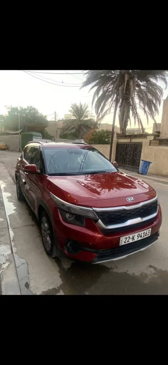 #احسلك_من_BYD
السلام عليكم عندي كيا سليتوز 2021 للبيع فوول مواصفات 1/1 رقم اربيل الجديد تريد وكالة تريد تحويل حادث بسيط جدا جاملغ امامي وشبر بالجاملغ الخلفي سيارة جديدة مواصفات 
1-فتحة 
2-بصمة 
3-شاشة جبيرة 
4-كامرة دوارة 
5-اشاير بالمري 
6-رادار امامي 
7-رادرات جانبية 
8-كشنات جلد 
9-تحديد مسار 
10-فور ويل 
11-تدفئة بالكشنات 
12-لدات امامية زنون 
13-لدات خلفية 
14-ويل كروم 
15-انارة داخلية لمس led
وبعد بيها مواصفات

 مكان السيارة بغداد الغزالية

رايدها ب 140 وبيها مجال للاستفسار الاتصال ***********
