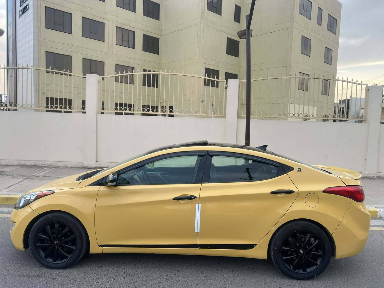 النترا 2013 رقم بغداد تحويل ثاني يوم شرط اكاتبك عقد مروري
وارد أمريكي ليبل واحد بدون ايرباك ضرر خفيف هلال جاملغ خلفي وشويه من الباب

صور الحادث مرفق بالمنشور
حادث بالعراق مابيها خلاص.. صبغه وحده ما معيوده 

مصفره هيئه وغرامات
مواصفات فول لمتد عدا البصمه.. فتحه سقف.. كشن كهرباء.. كشنات جلد بلادي.. تحكم ستيرن جهتين.. شاشه وكامره خلفيه.. كشنات اماميه وخلفيه تدفئه
اشاير بالمري

مكينه 1800 دوش المرغوب
صدر جديد الخلفي والأمامي.. تبريد شغال

السعر 106 وبيها مجال للشراي
*********** واتساب
***********
مكان السياره فلوجه حي العسكري قرب سيطره الموظفين
