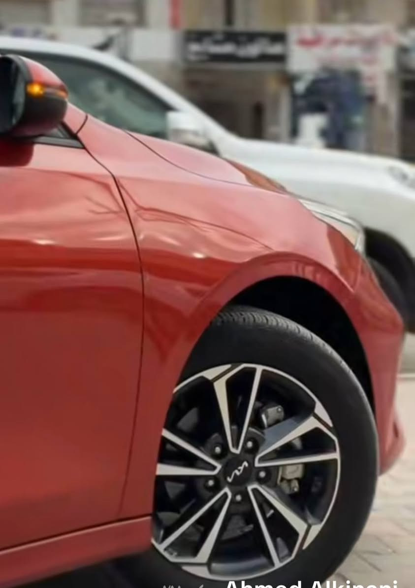 سلام عليكم فورتي ٢٣لون مشمشي حادثه سطحي شاصي ولغده مكفوت جاملغ وبنيد مبدلات وكاله نفس لون بدون صبغ تخم تاير جديد حداديه جديده سياره حيل جديده ***********
