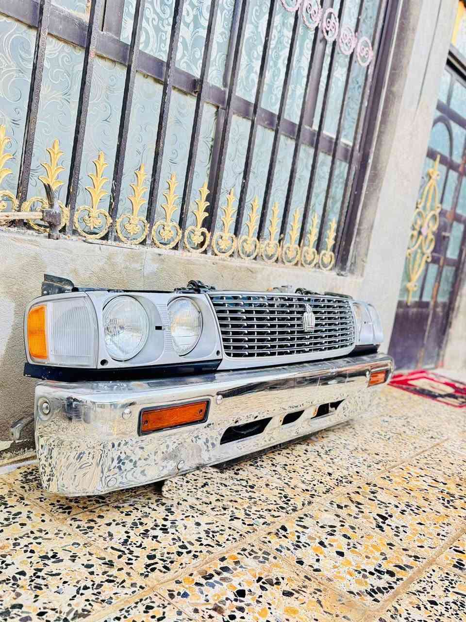 ربع ابو عيون وربع بيبان وجنطه ودعميه خلفيه مكان نجف ***********
