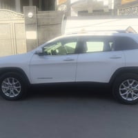 شيروكي • ٦ سلندر • فول مواصفات